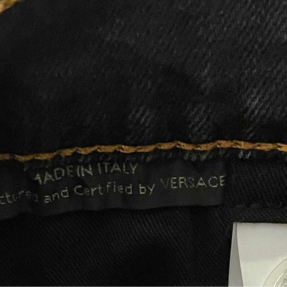 VERSACE Jeans - Picture 12 of 16